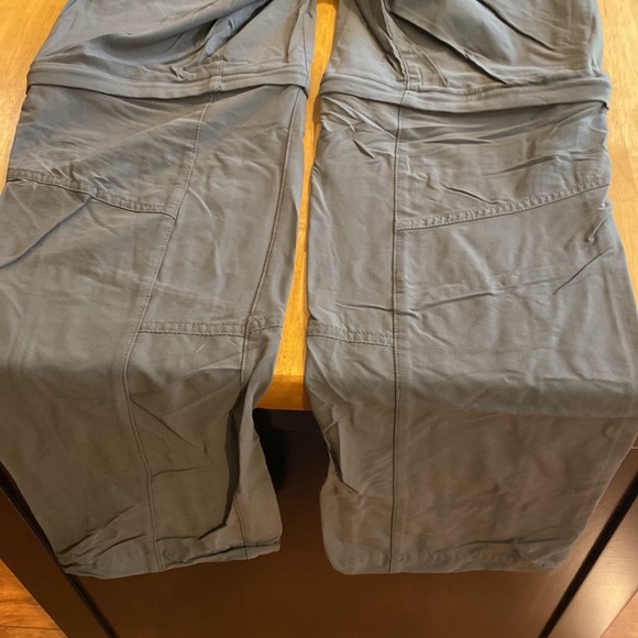 Columbia women’s convertible pant size 10 - Picture 7 of 8